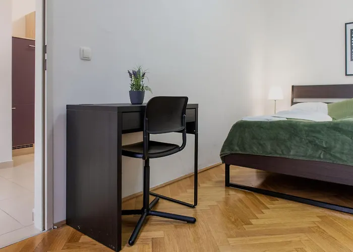 Apartamento Comfortable 2br Near Wiener Stadthalle