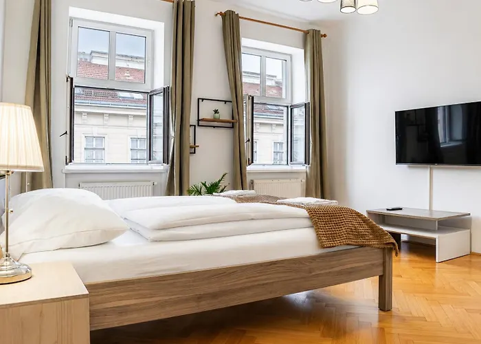 Apartamento Comfortable 2br Near Wiener Stadthalle Viena