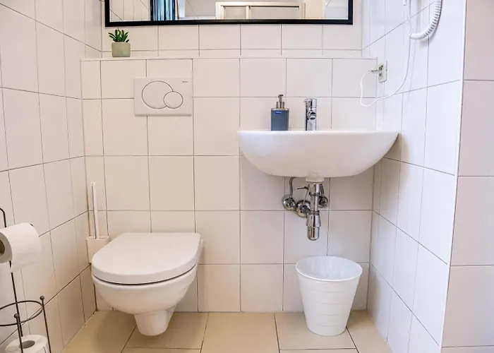 Comfortable 2br Near Wiener Stadthalle Apartamento